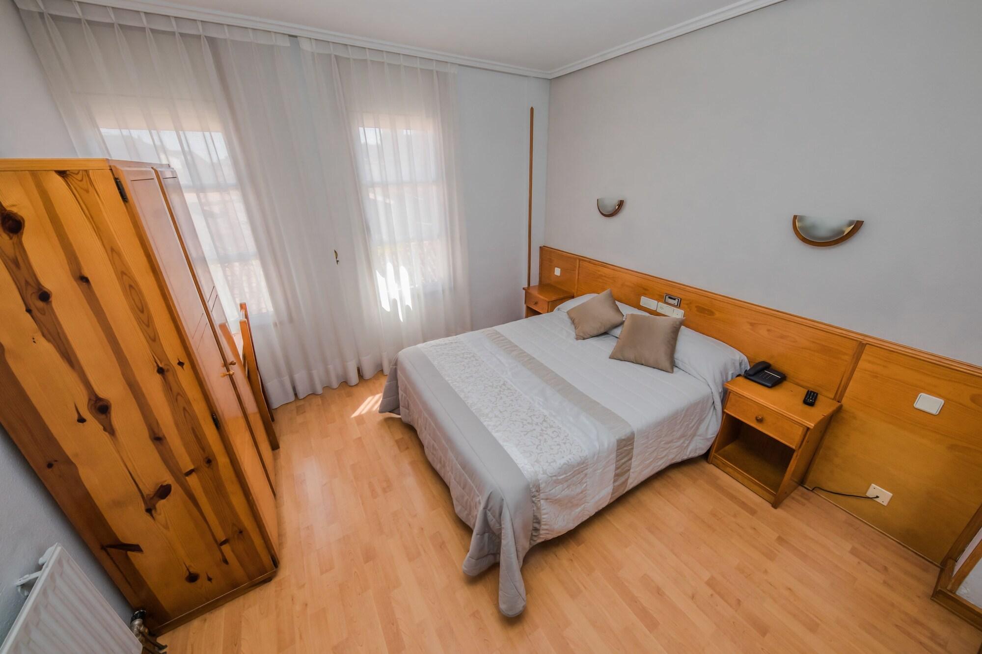 Alvi Hotel Soria Kültér fotó